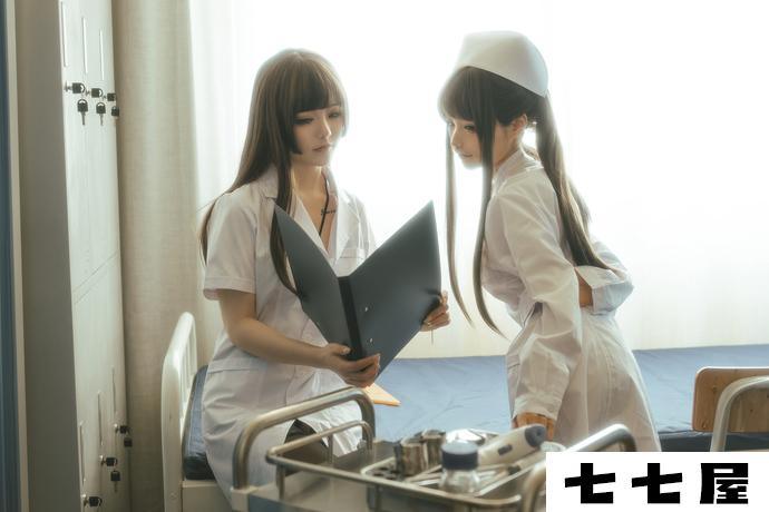 可爱少女蠢沫沫下班后还要检查身体 图集中另一个人是谁-5