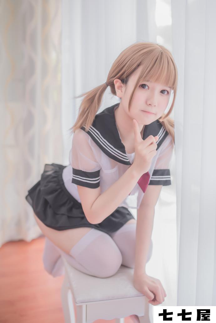 超吸睛！白金saki校园水手服勾引起学生时期的美好时光-3