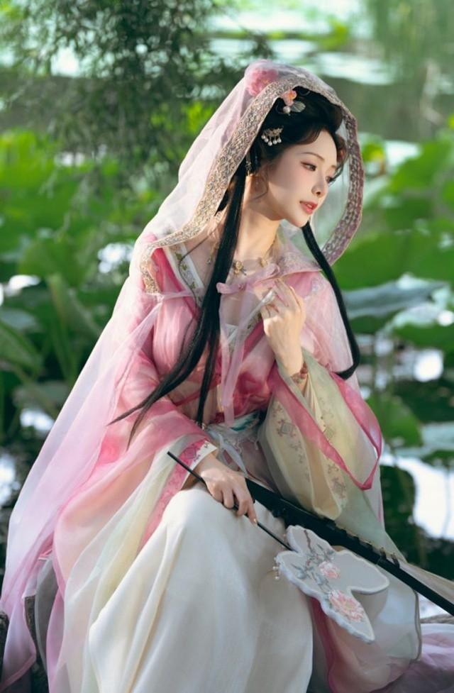 雯妹不讲道理 – NO.114 祝您中秋快乐owo[20P-156MB]-蜜桃啵啵