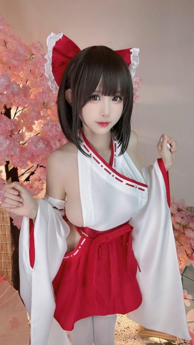 miko酱ww – NO.93 2025年04月订阅 [158P-762MB]