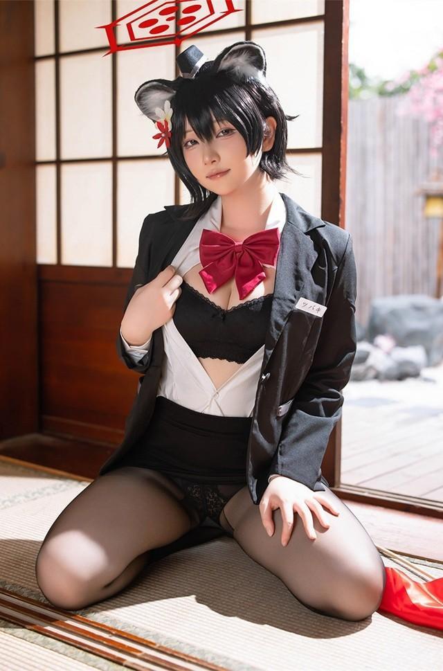 屿鱼 – NO.010 椿 [13P-23MB]
