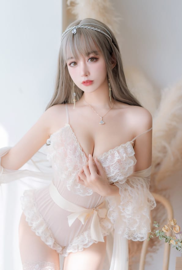 过期米线线喵 –NO.128凡尔赛公主[52P/79MB]